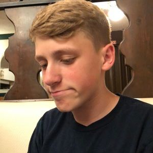 Meet your Posher, Kaitlyn